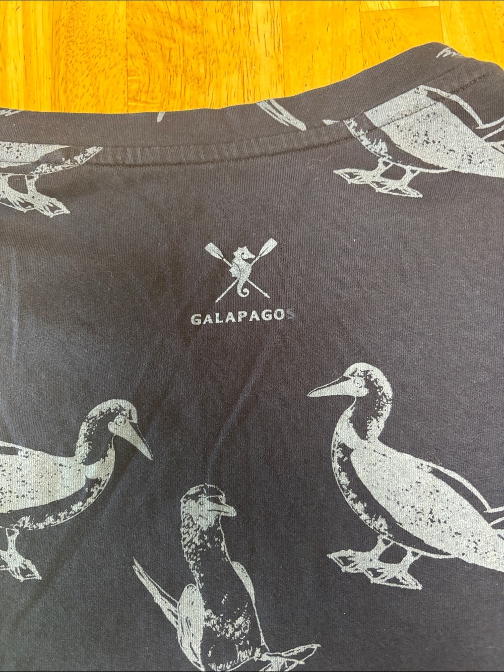GARUA Galapagos Sustainable Cotton Navy Graphic Tee Blue Footed Booby Pattern - Picture 5 of 5